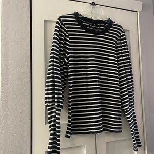 DKNY Black and White Fitted Long Sleeve T-Shirt